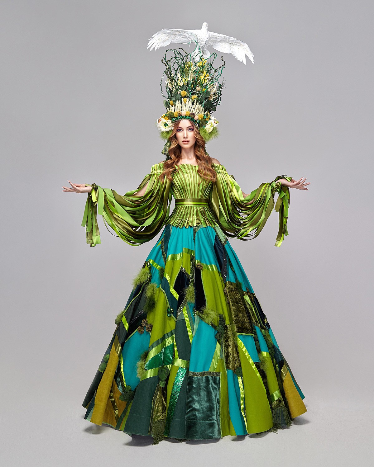 2019 costume big