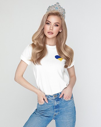 2021 Viktoriia Apanasenko